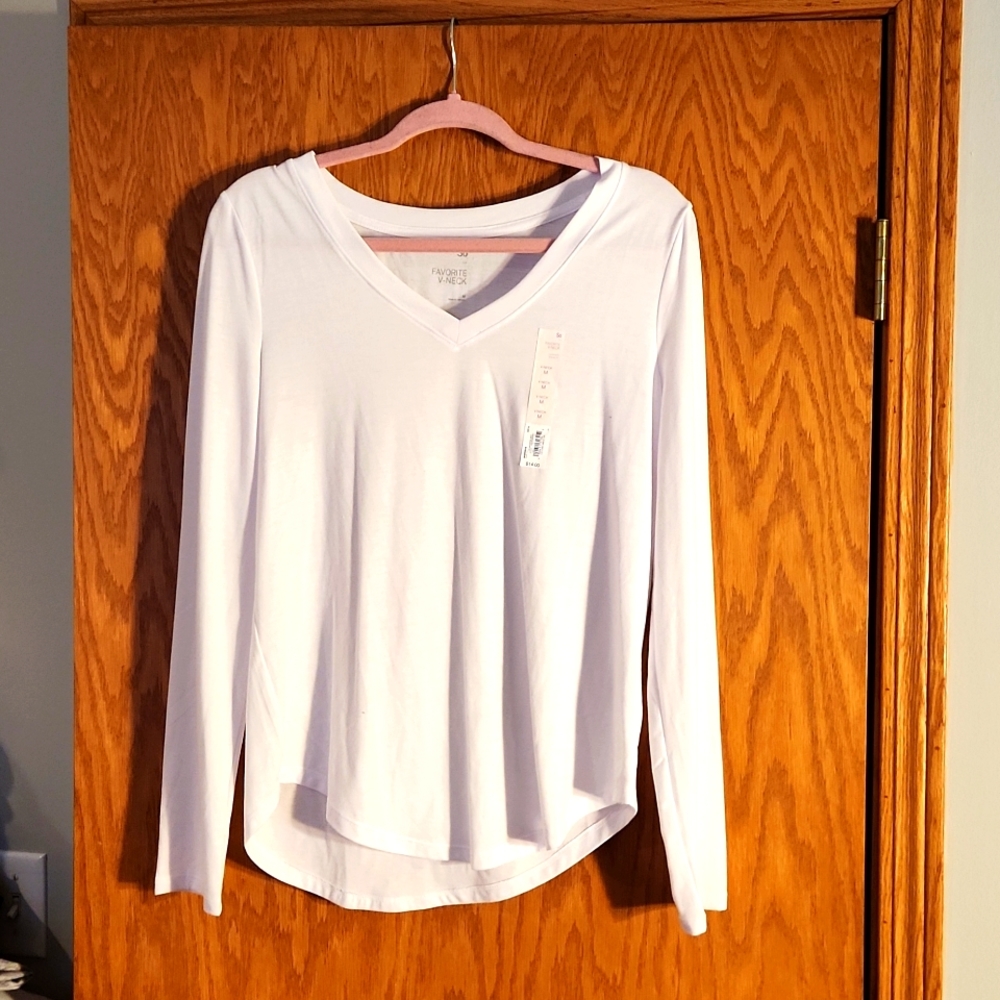 New with tags So favorite v neck,  white, size medium